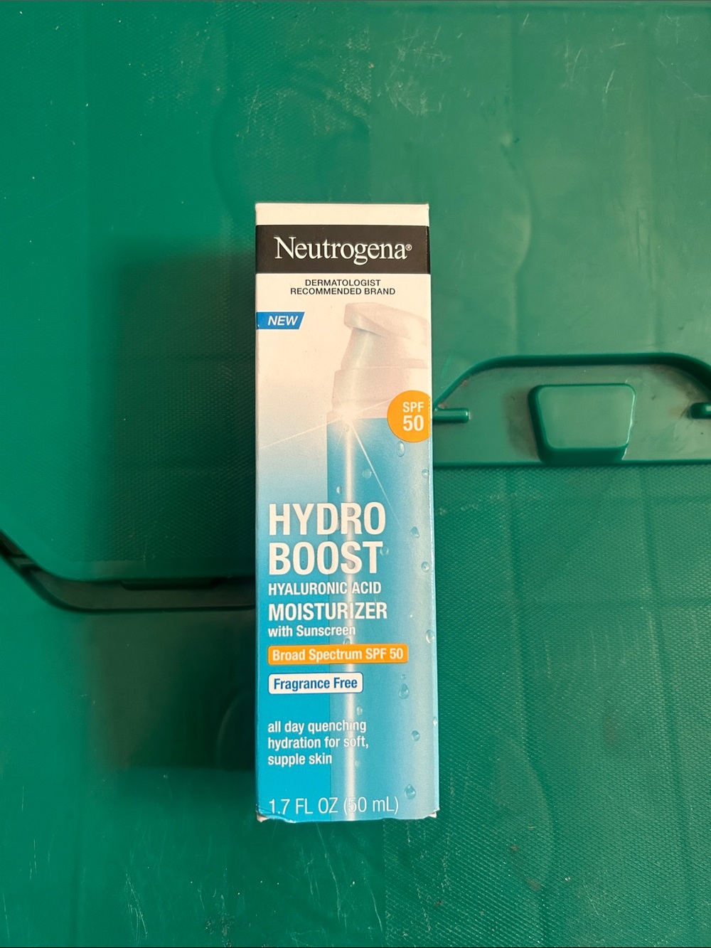 Neutrogena Hydro Boost Moisturizer with SPF 50 - Blue